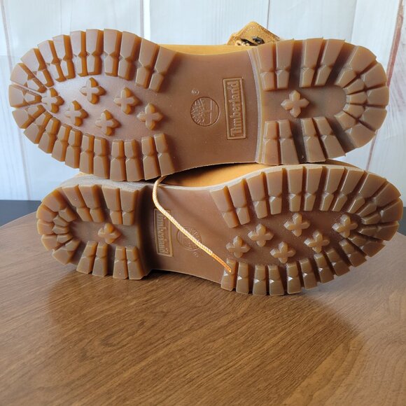 Timberland Woman’s Waterproof Roll-Top Boot. Sz 8.5. New, Faux-fur lined - Picture 13 of 16